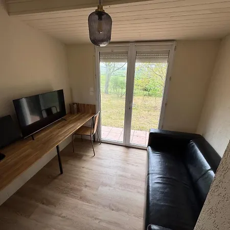 L Echappee A Deux, And Pyrenees View Lacroix-Falgarde