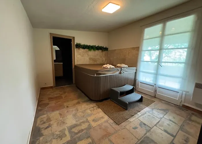 Villa L Echappee A Deux, And Pyrenees View *