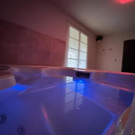 Villa L Echappee A Deux, And Pyrenees View