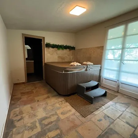 Villa L Echappee A Deux, And Pyrenees View *